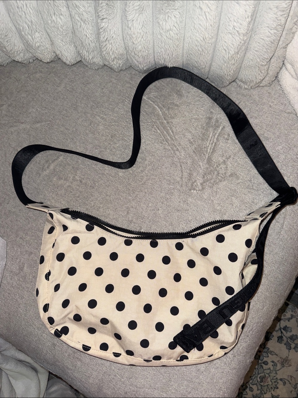 Baggu Medium Crescent- Cream with Black Polka Dots
